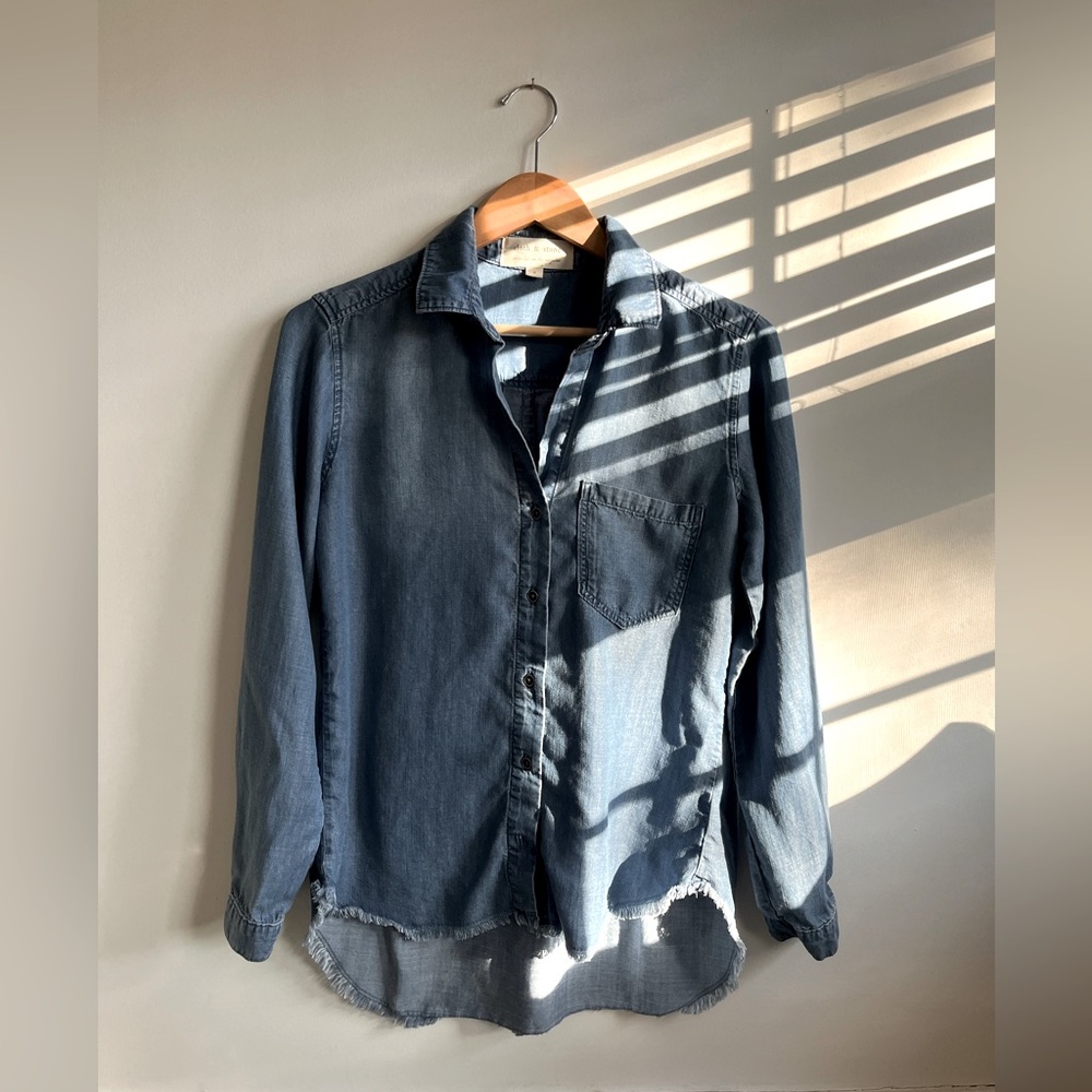 Cloth and Stone Anthropology Chambray Shirt Size Small